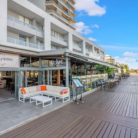 Belle Escapes 52 Harbour Lights With Ocean View Apartment Cairns Exterior photo